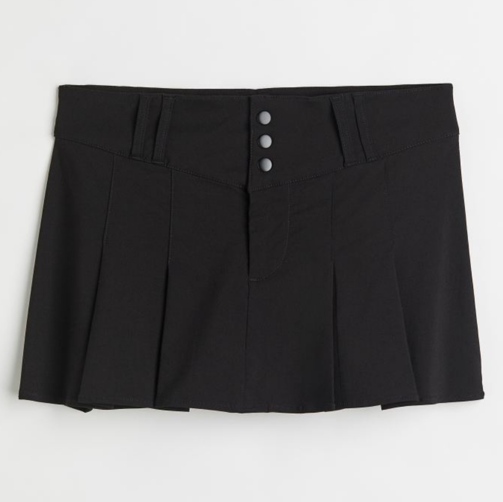 H&M Black Pleated Skirt